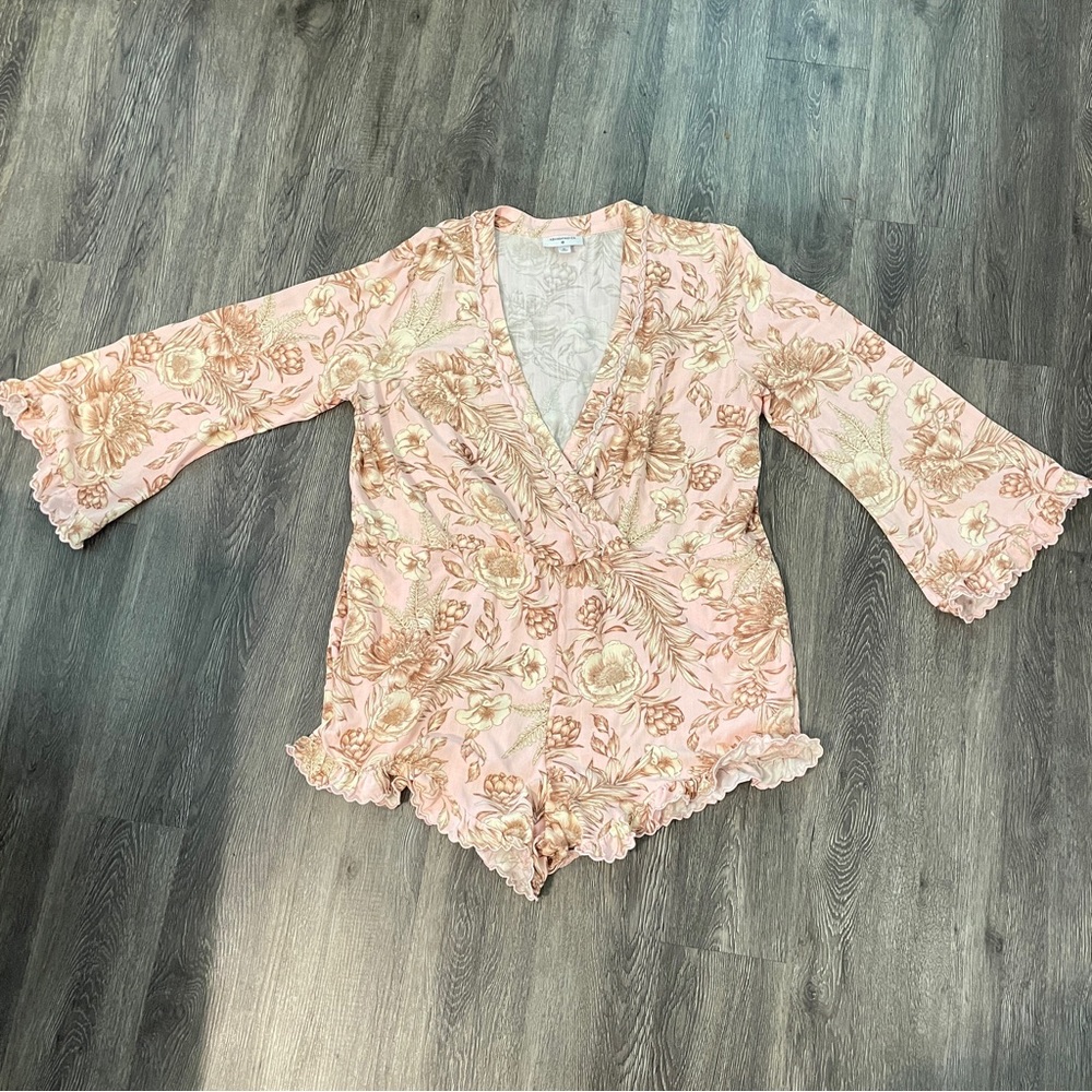Romantic Floral Print Flare Sleeve Romper